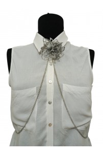 Gri Yaprak Çiçek Kolye