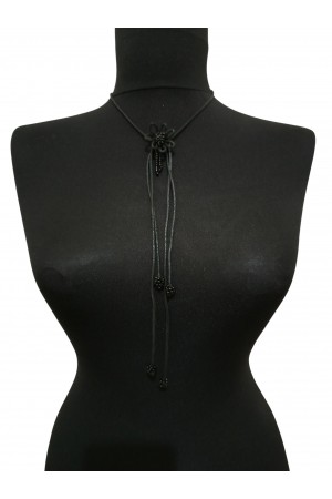 Siyah İp Çiçek kolye