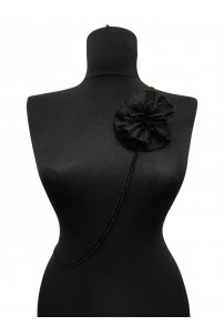 Siyah Büyük Çiçek Kolye