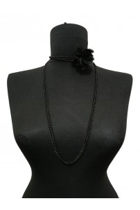 Siyah Küçük Çiçek Kolye