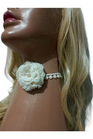 İnci Çiçek Choker